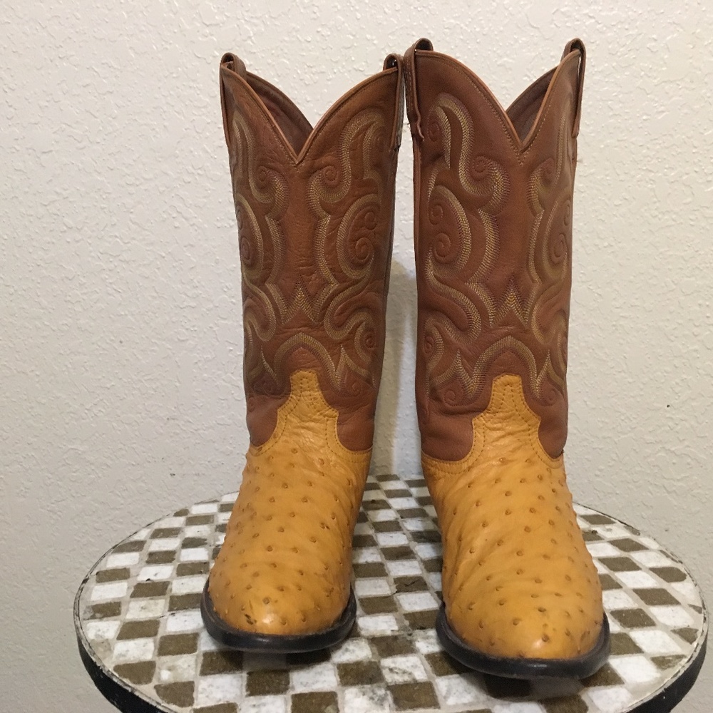 BUTTERCUP TONY LAMA OSTRICH BOOTS 9.5 EE